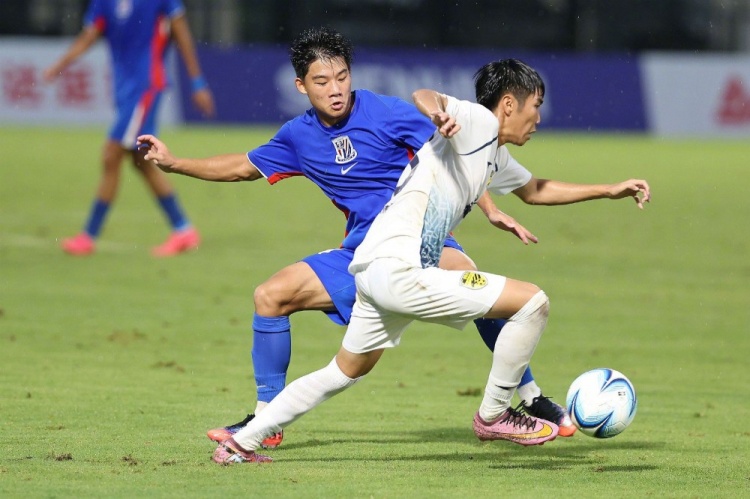 赵舒奕90分钟头球绝杀 申花U20主场1-0广州豹