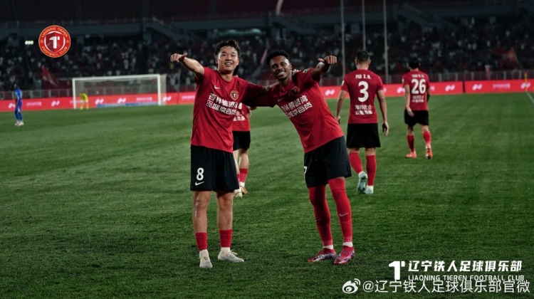 邦本宜裕传射热菲尼奥双响 辽宁铁人主场3-1力克上海申花