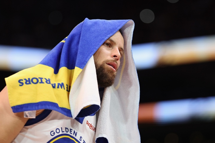 NBA历史为选中自己的球队效力20+年球员：科比 司机 哈队 库里